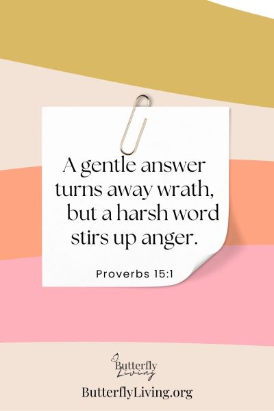 words on a sticky note-living with no regrets