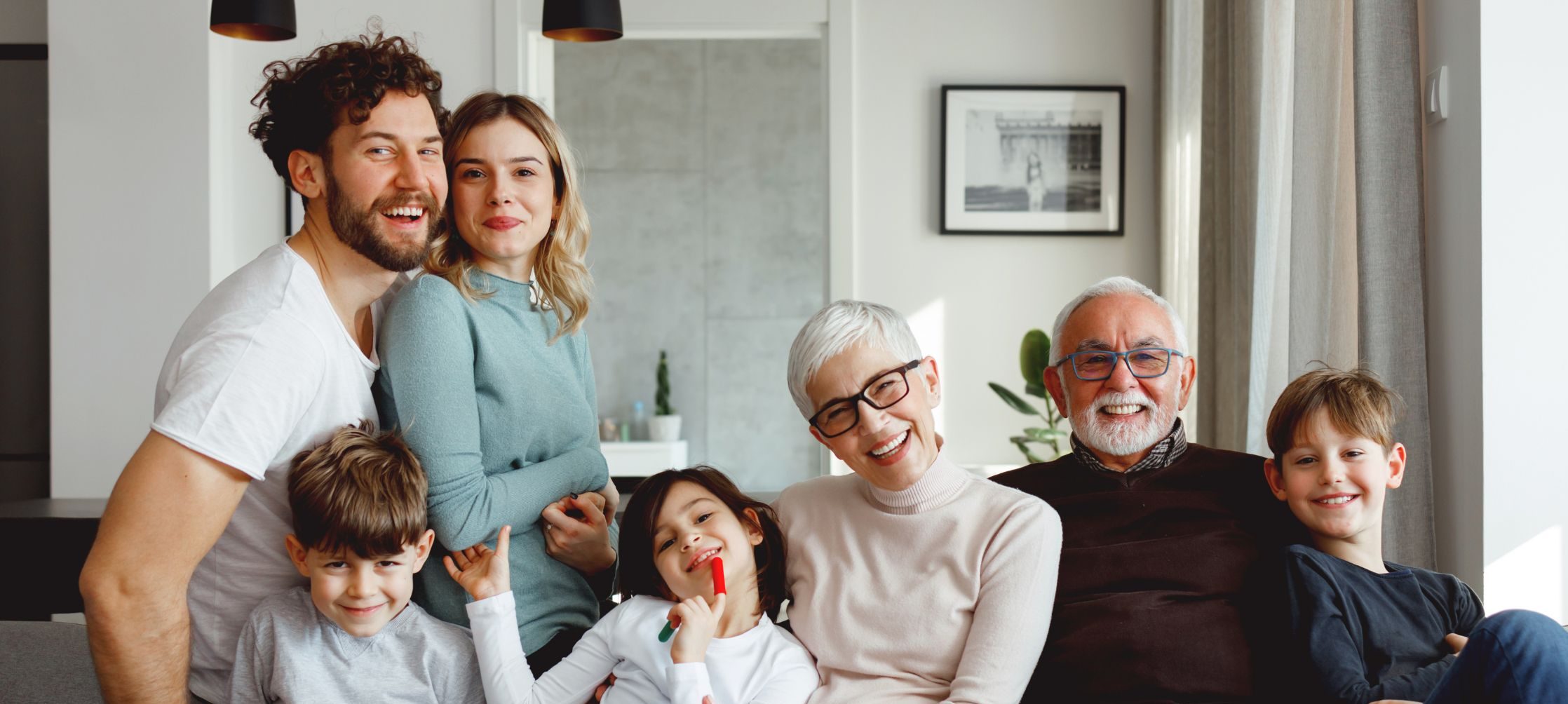 build a strong family-family sitting togehter